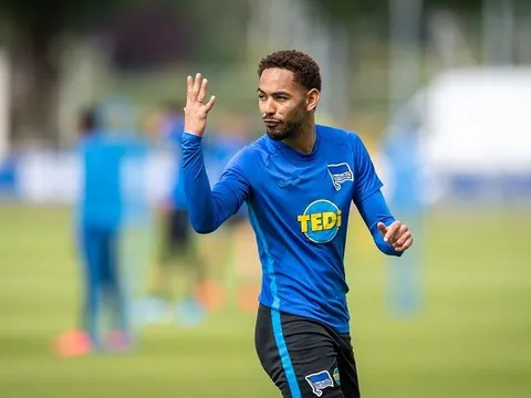 Thay Ronaldo, Ten Hag trực tiếp giáng đòn đau lên Ajax