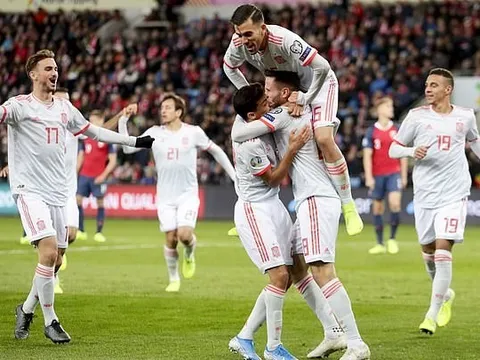 ĐT Tây Ban Nha thiết lập cột mốc mới sau 99 năm, Barca-Real hết thời