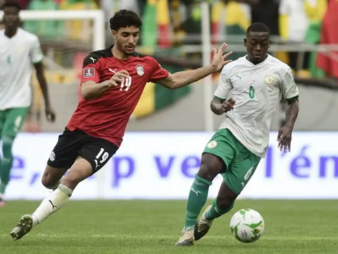 Gia cố hàng công, Arsenal muốn chiêu mộ đồng đội của Salah