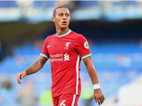 Ten Hag 'sấy tóc' khiến Sancho thi đấu như lên đồng trước Liverpool