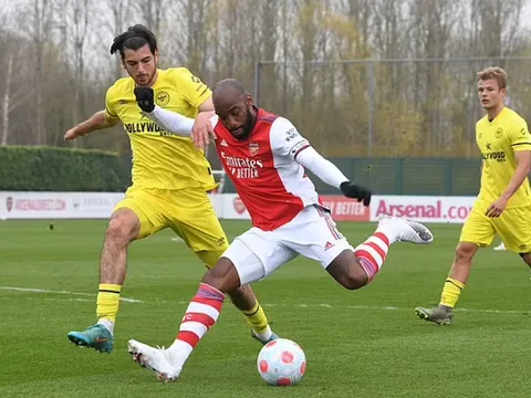 Lập hat-trick ấn tượng, tiền đạo Arsenal sắp được tưởng thưởng