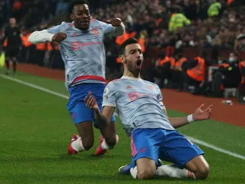 "Tôi không biết tại sao Ten Hag để Eriksen đá chính thay vì cậu ấy"
