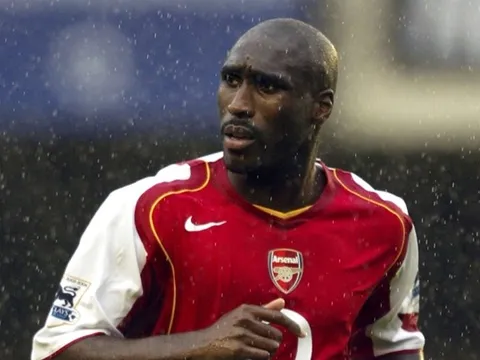 "Cậu ấy nên được đá chính, Liverpool không có nhiều cây săn bàn"