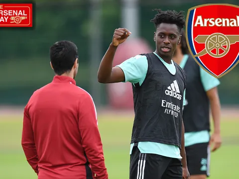 Bộ chỉ số ấn tượng toàn tập của tân binh so với Luke Shaw