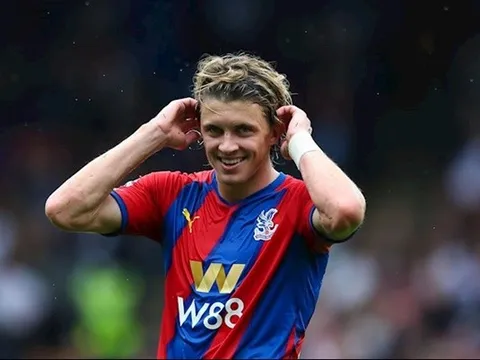10 tiền vệ có phong độ tốt nhất Premier League mùa này