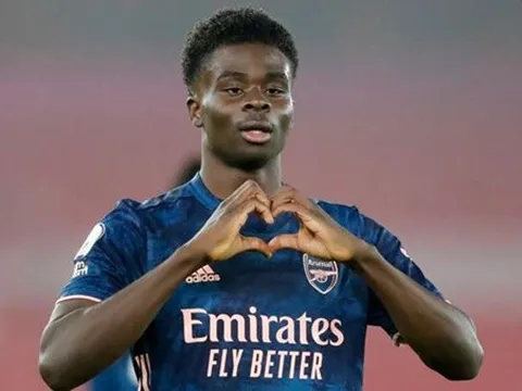 Bukayo Saka - Niềm tự hào của ngôi trường nhỏ phía Tây London