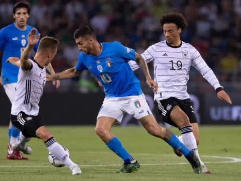 2 bàn trong 3 phút, Italy bất phân thắng bại với Đức