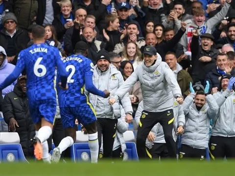 2 bộ mặt của Rudiger trong ngày Chelsea thua thảm