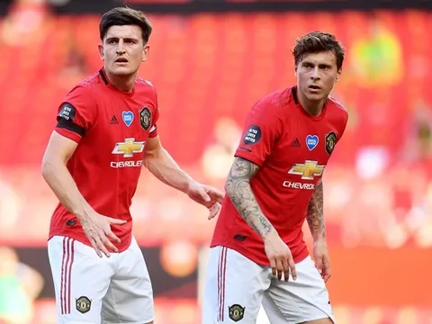 "2 cái tên đó không đủ tốt để chơi cho Man Utd"