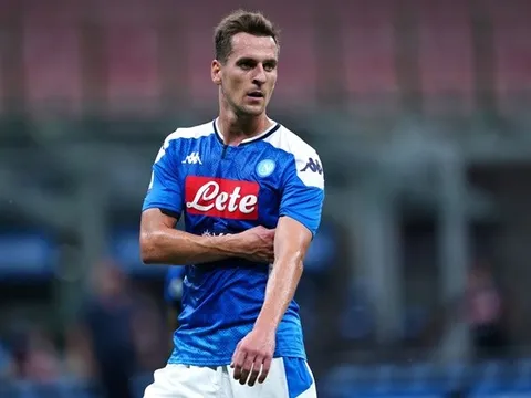 2 đội bóng Ngoại hạng Anh "đấu đá" vì sao thất sủng tại Serie A