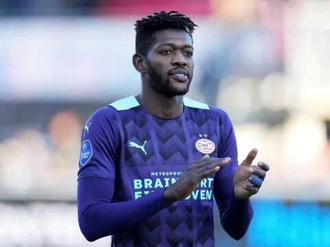 2 tiền vệ với tổng giá bằng De Jong để Man Utd hỏi mua