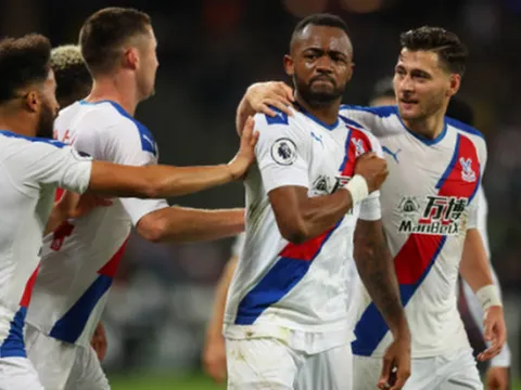 Choáng với lịch thi đấu của đại diện London 5 vòng tiếp theo