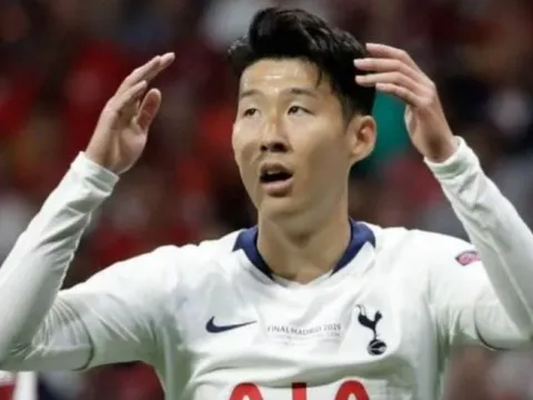 Gomes gãy chân, HLV Everton "chắc chắn 100%" 1 điều về Son Heung-min