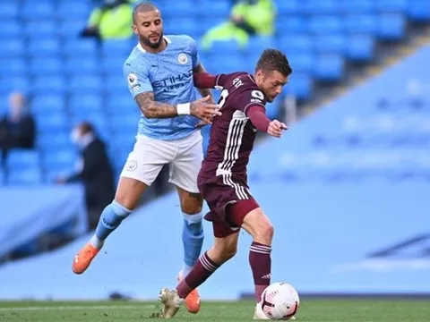 CĐV Man City: "Một sai lầm ngớ ngẩn! Trông anh ta thật chậm chạp"