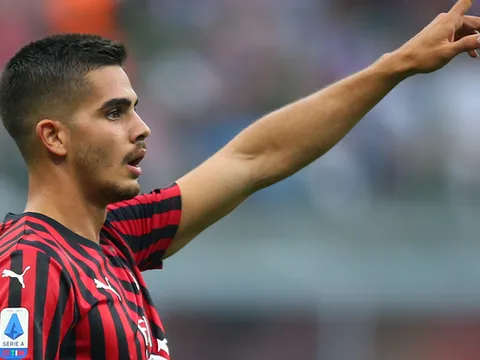 CHÍNH THỨC: "Hậu duệ của Ronaldo" rời Milan, trở lại Bundesliga