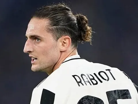 Giám đốc M.U rời Turin, đàm phán tích cực