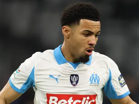 Sao trẻ Arsenal mất suất đá chính ở Marseille vì lười tập