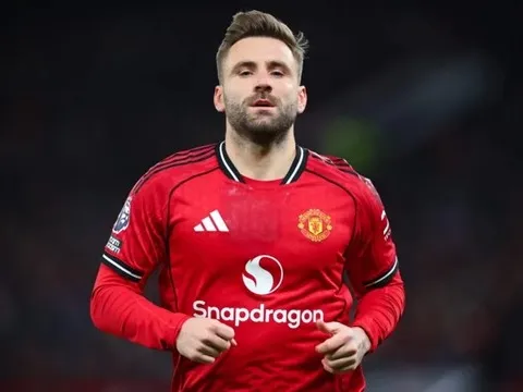 Luke Shaw chỉ cách kỷ lục ra sân tại Man Utd đúng 5 trận