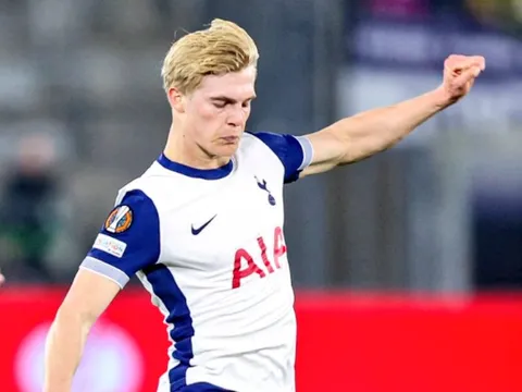 Lucas Bergvall chốt điều kiện ở lại Tottenham
