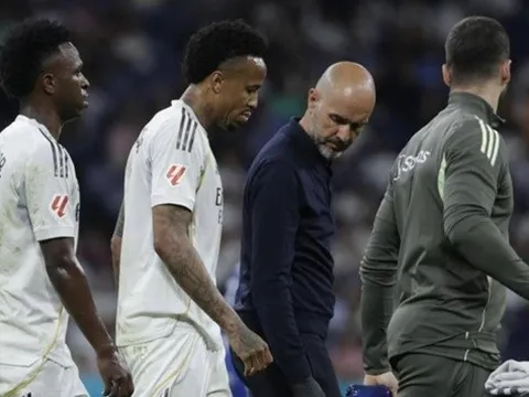 Đôi chân pha lê nhấn chìm giấc mơ World Cup của Eder Militao