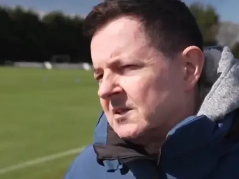 Nhà báo kể về trận đấu đáng nhớ nhất sau khi trải nghiệm 2.695 SVĐ