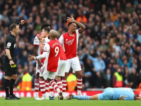 Arteta đã biết chọn ai để thay thế ngôi sao ngu ngốc trong hàng thủ