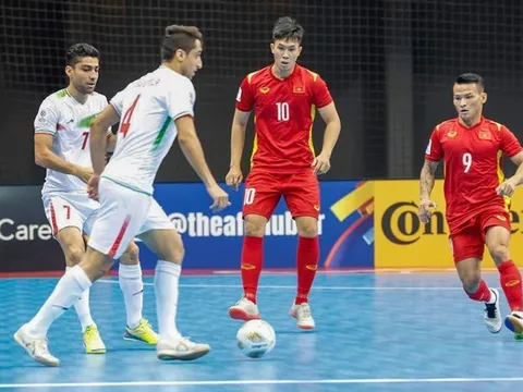 ĐT Futsal Việt Nam dừng bước; TP.HCM treo thưởng khủng