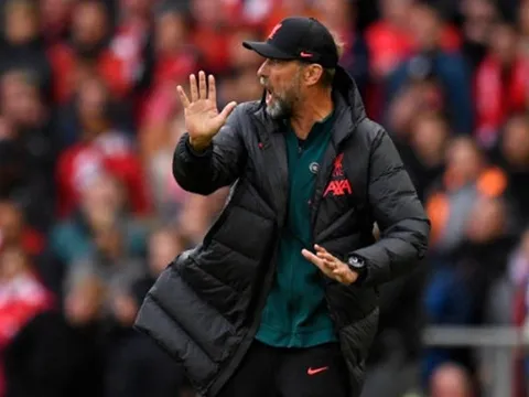Klopp nổi điên với Anthony Taylor