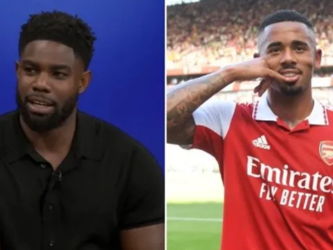"Ở Arsenal, cậu ấy dường như là một cầu thủ khác"