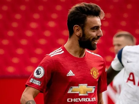 Solsa "đứng mũi chịu sào", đỡ đòn cho nhà Glazer