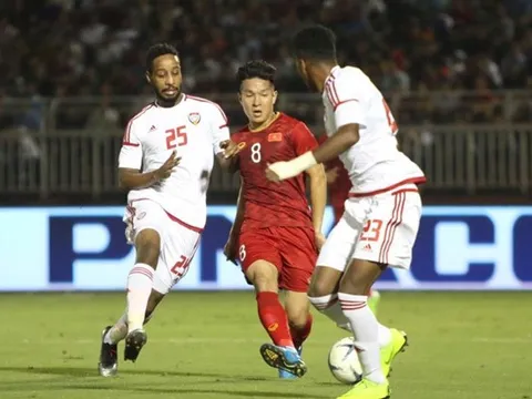 Chuyên gia Việt nhận xét thế nào về màn thể hiện của U22 Việt Nam trước U22 UAE?