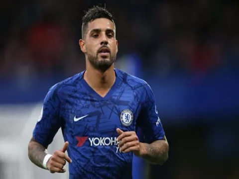 Chelsea chốt giá bán Emerson khó tin