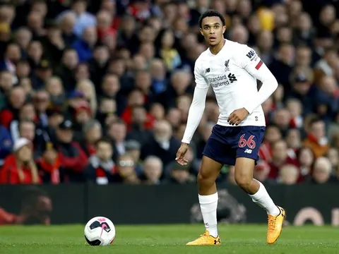 10 hậu vệ xuất sắc nhất Premier League sau 10 vòng