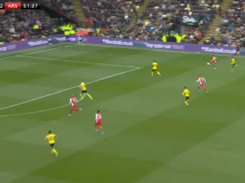 Tân binh có mặt ở sân bay, gấp rút ra mắt Tuchel