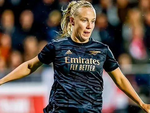 UEFA bị tố mạo hiểm với mạng sống của cầu thủ