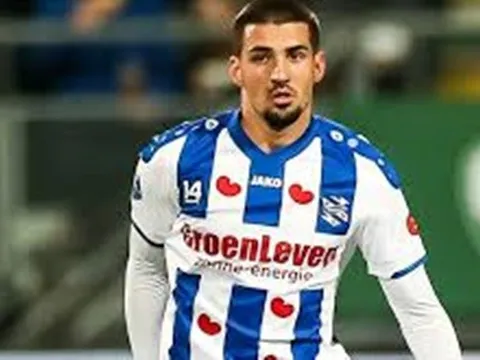 Đồng đội Văn Hậu lọt danh sách ĐHTB U23 xuất sắc nhất châu Âu