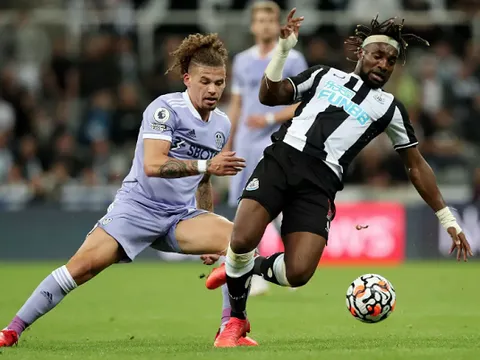 Đối thủ vượt mặt M.U ở thương vụ Kalvin Phillips