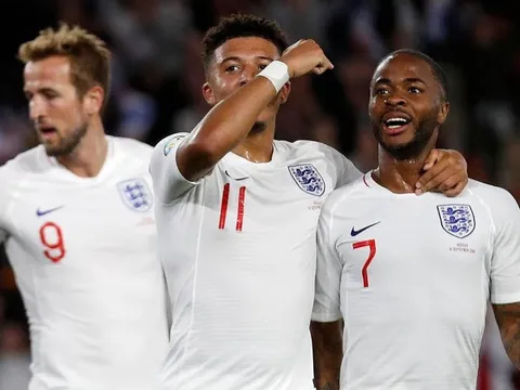 Huyền thoại Arsenal văng tục khi nói về Liverpool