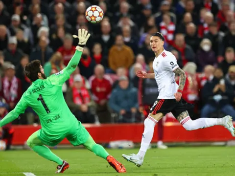 Fabrizio Romano tiết lộ chi tiết quan trọng về thương vụ Nunez