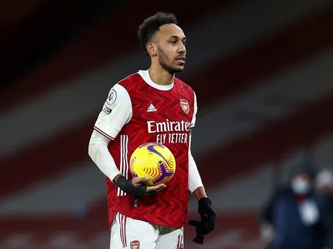 XONG! Arteta gây sốc với lý do để Aubameyang ngồi dự bị trước Spurs