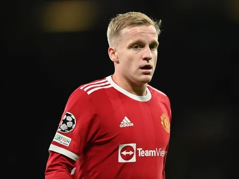 Newcastle và Dortmund muốn giải cứu người thừa của Man Utd