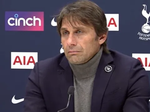 Bị Klopp chỉ trích, Conte đáp trả từ tốn