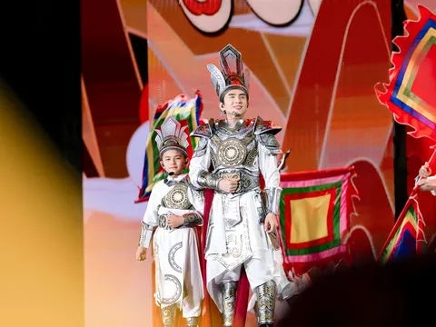 Đan Trường cùng con trai tung liên khúc "Sử ca" hào hùng nhân ngày Giỗ Tổ, thắp sáng ngọn lửa tự hào dân tộc