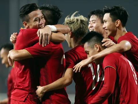 3 cầu thủ nổi bật trong chiến thắng của Việt Nam trước đại diện Tây Á