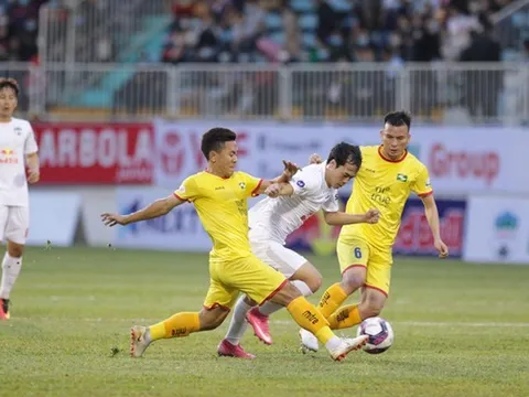 3 điều chờ đợi trận SLNA vs HAGL: Chờ duyên Công Phượng