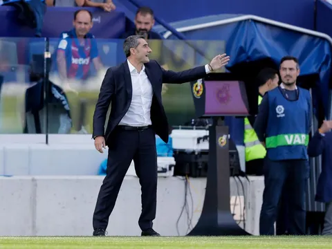 3 lý do Barcelona nên "trảm" HLV Valverde càng nhanh càng tốt