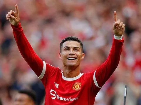 '3 Ronaldo' quay quảng cáo mới cho Nike