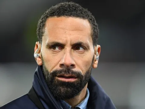 Rio Ferdinand lên tiếng chỉ trích Bruno Fernandes và Maguire