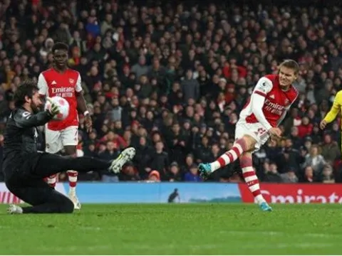 4 khoảnh khắc đáng nhớ trong trận Arsenal - Liverpool: Hiệu ứng Odegaard; Thử thách cho Arnold