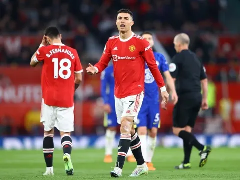 'Hy vọng Ten Hag có xem M.U đá. Cậu ta chỉ đi dạo không di chuyển'